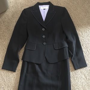 Tahari skirt suit black with lavender trim